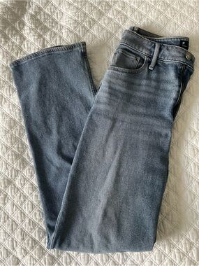 Hollister Women’s Baggy-Light Wash Denim Jeans